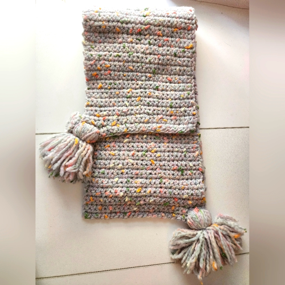 Handcrafted Wool Blend Scarf Cuddly soft Grey 9"x72"